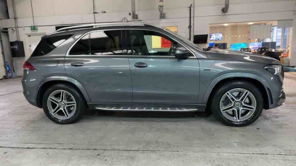 More views of Mercedes-Benz GLE