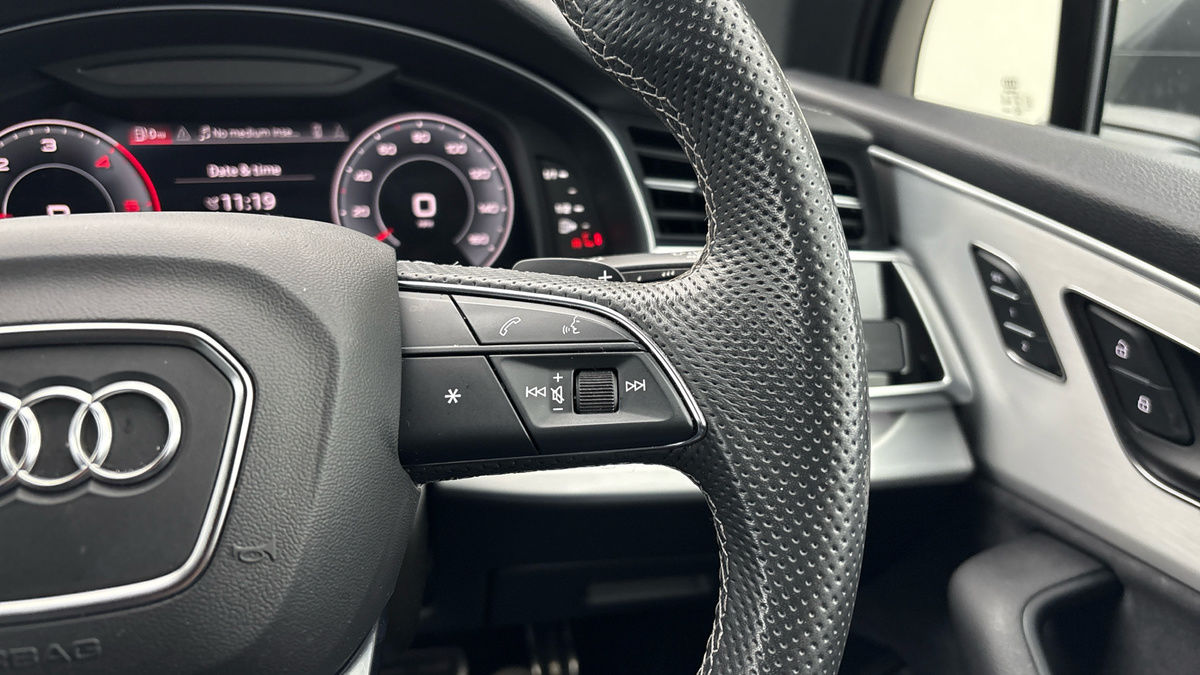 Audi Q7 Image 14