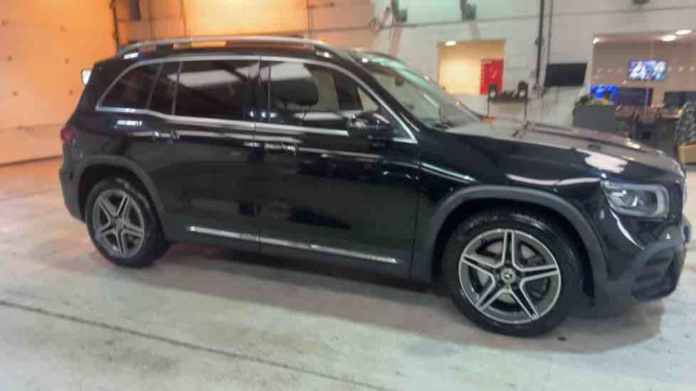 More views of Mercedes-Benz GLB