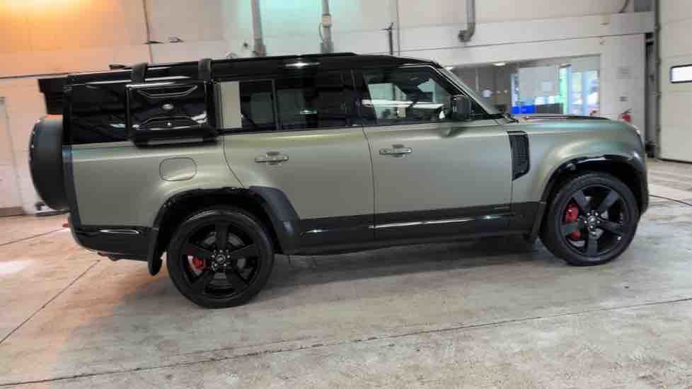 More views of Land Rover Defender 130