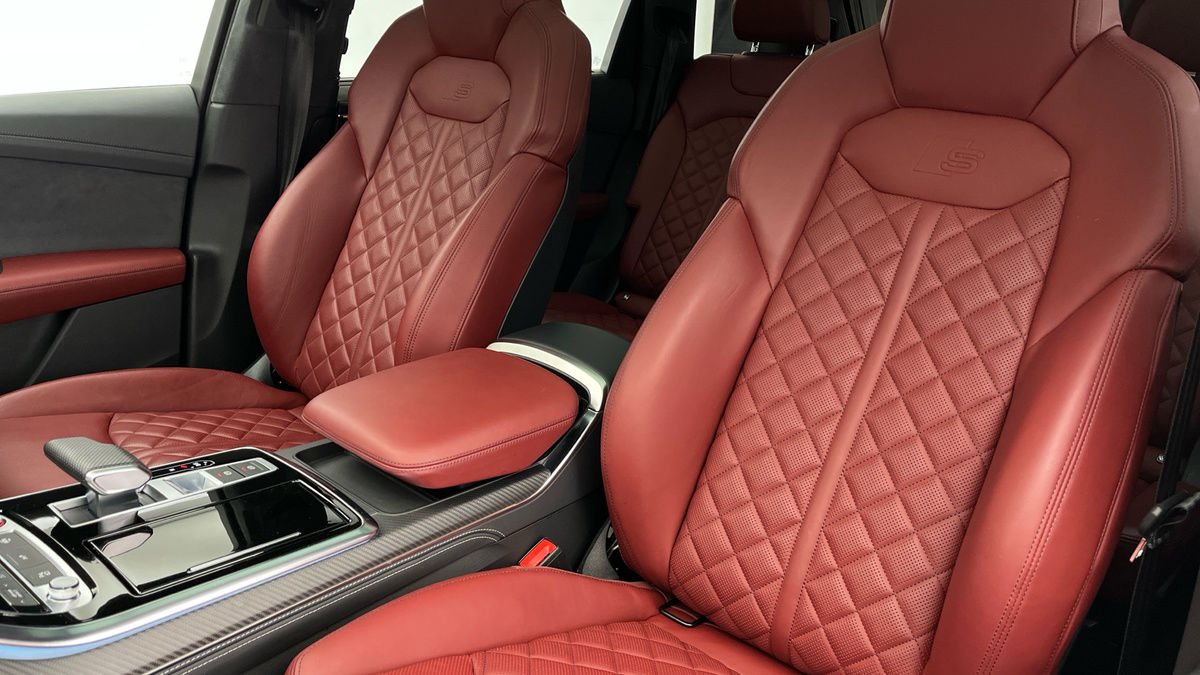 Audi SQ7 Image 7