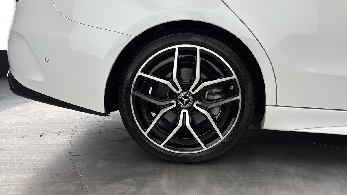 Mercedes-Benz C Class Image 10