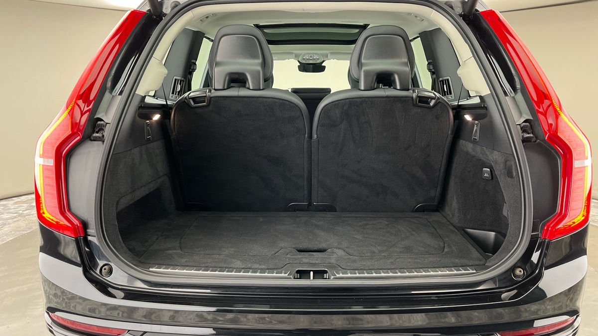 Volvo XC90 Image 11