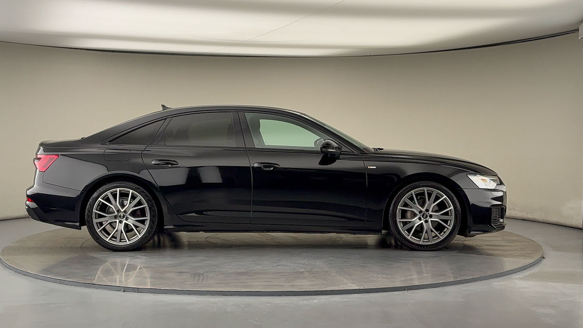 Audi A6 Saloon Image 16