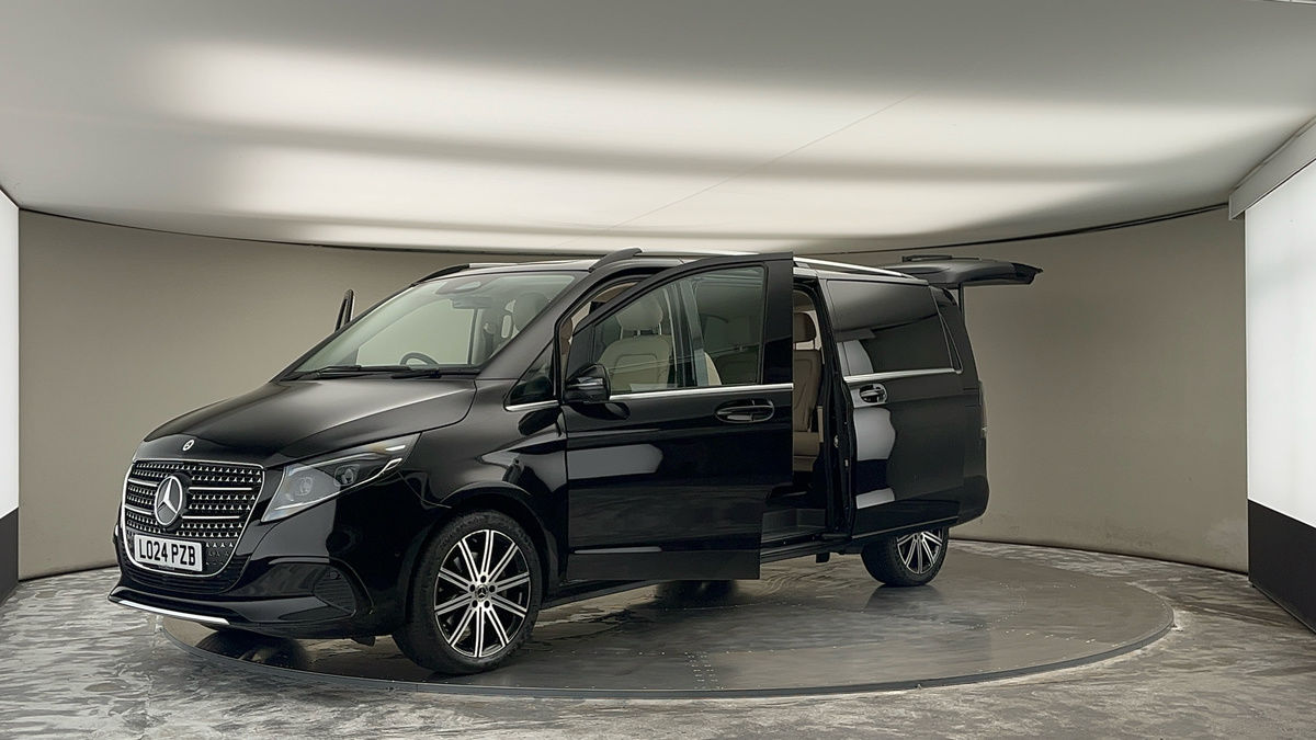 Mercedes-Benz V Class Image 22