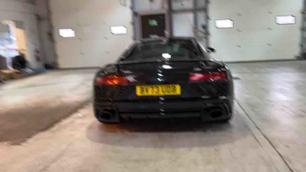 More views of Audi R8