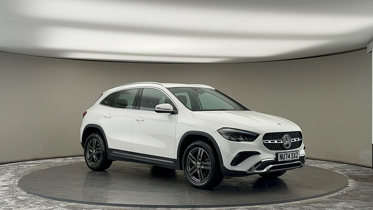 More views of Mercedes-Benz GLA