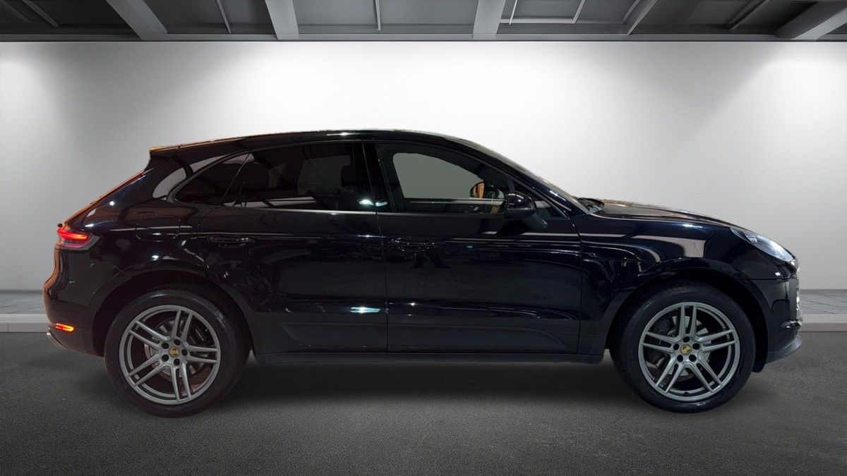 Porsche Macan Image 16
