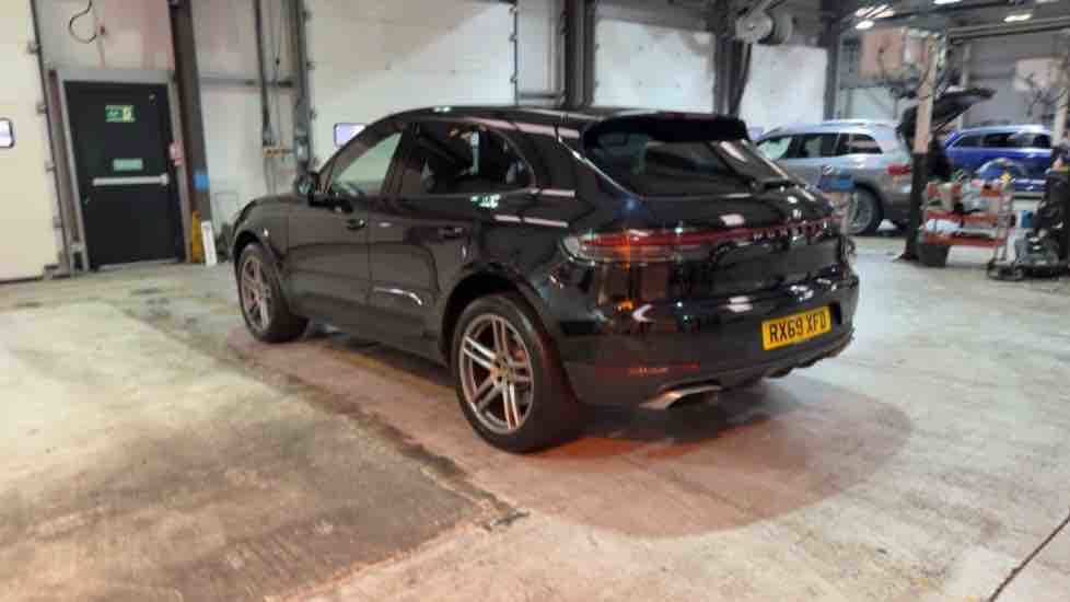 More views of Porsche Macan
