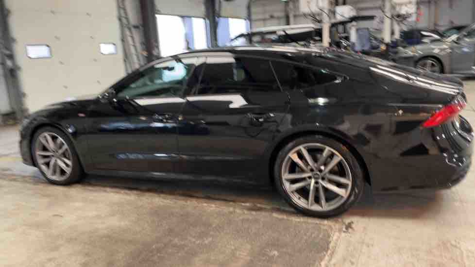More views of Audi A7