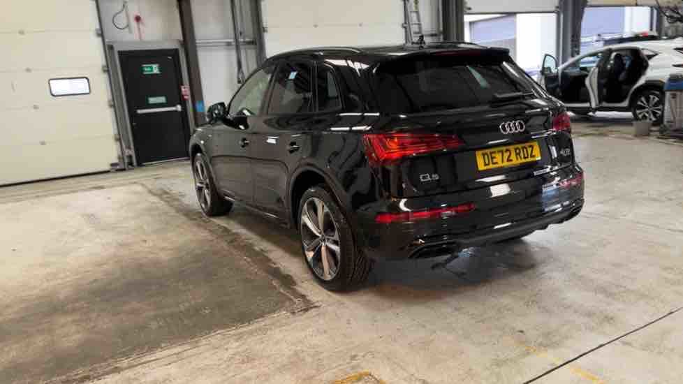 More views of Audi Q5