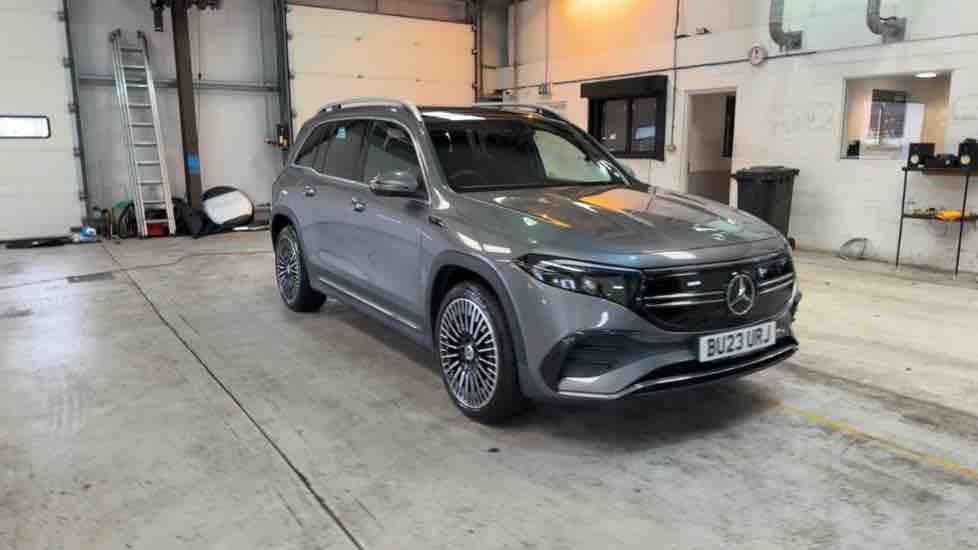 More views of Mercedes-Benz EQB