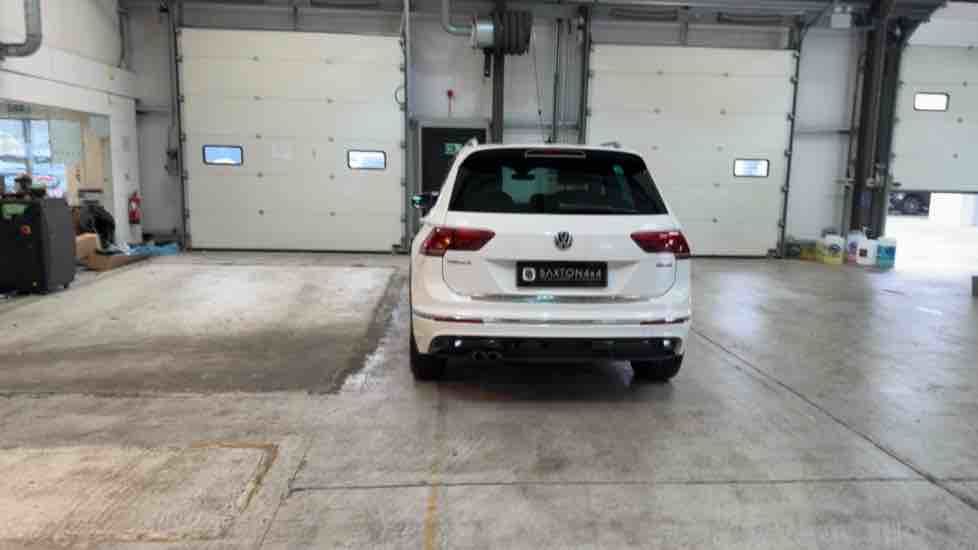 More views of Volkswagen Tiguan