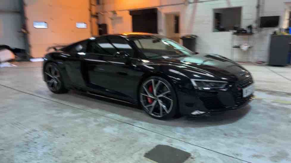 More views of Audi R8