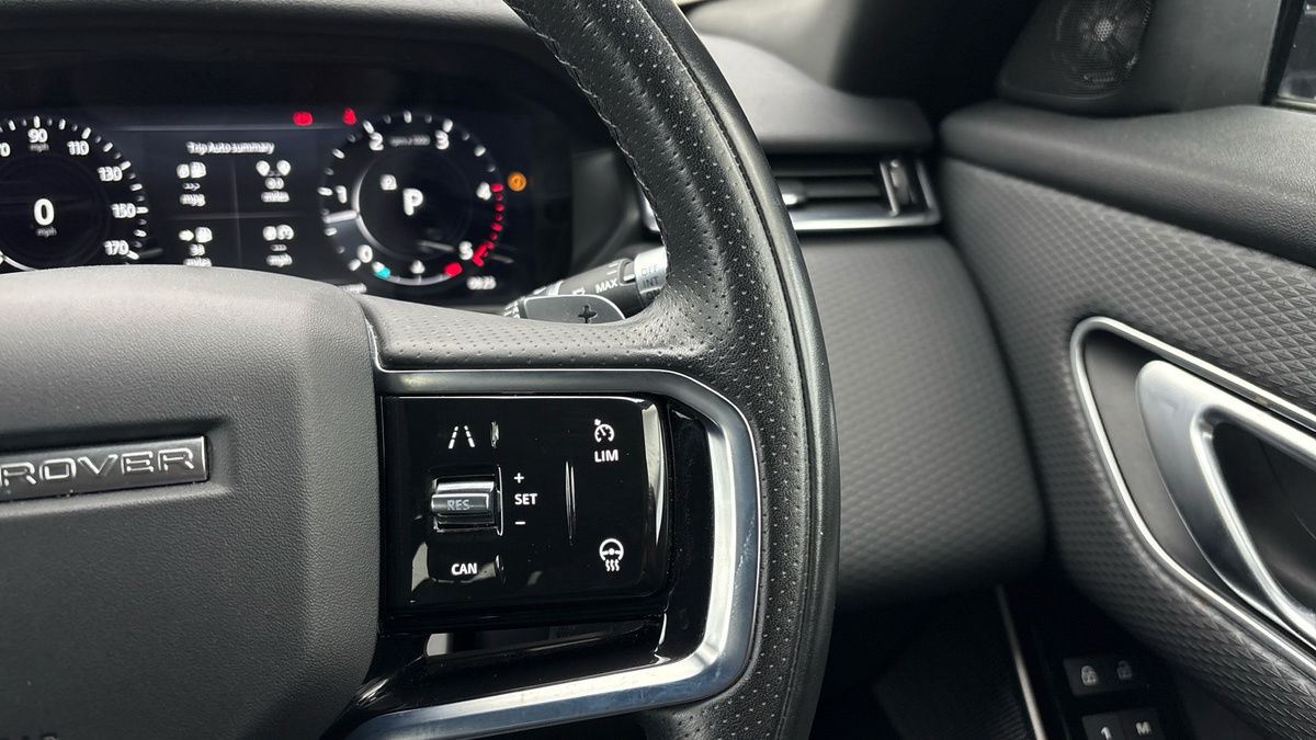 Land Rover Range Rover Velar Image 14
