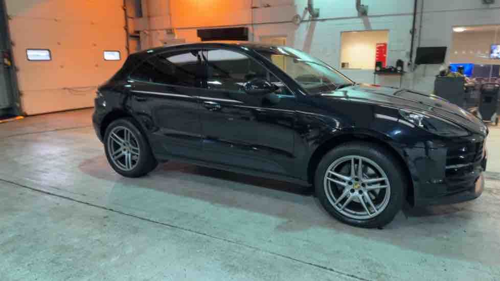 More views of Porsche Macan