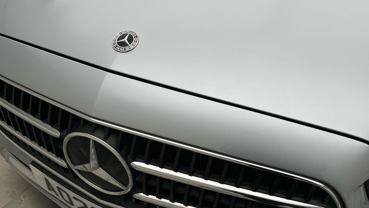 Mercedes-Benz E Class Image 24