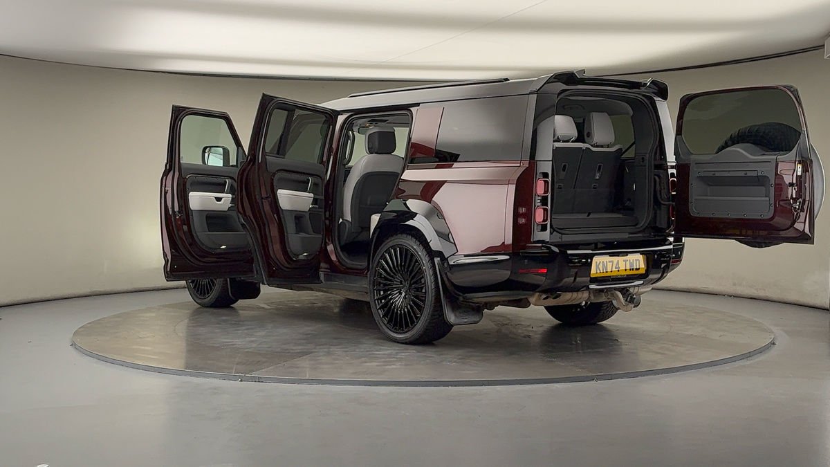 More views of Land Rover Defender 130