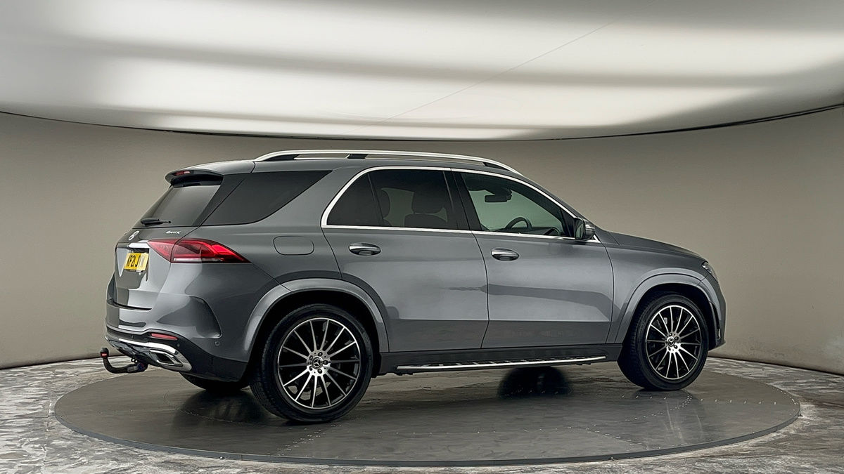 More views of Mercedes-Benz GLE