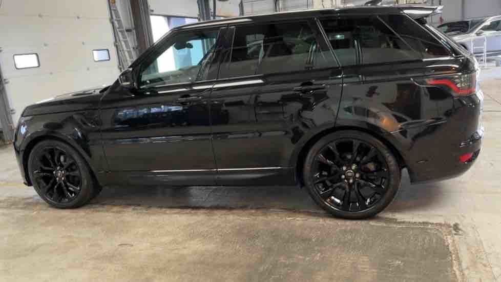 More views of Land Rover Range Rover Sport
