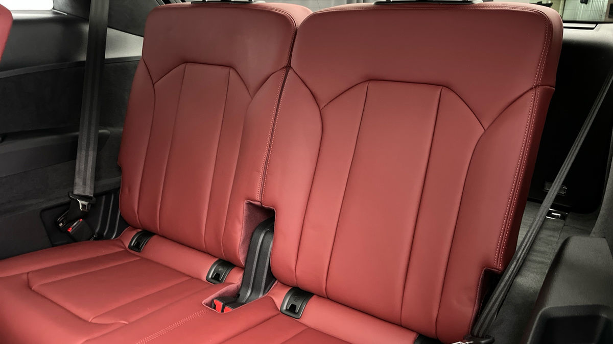 Audi SQ7 Image 27
