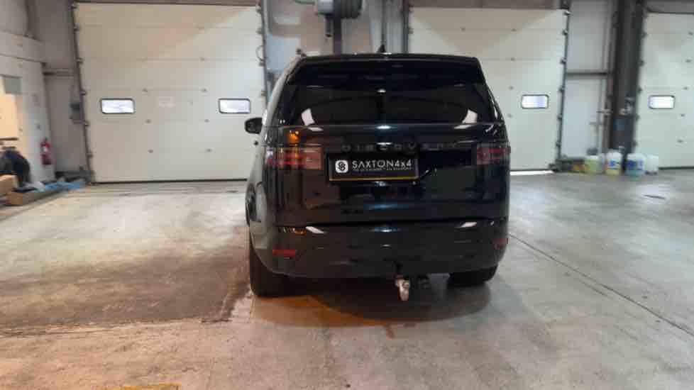 More views of Land Rover Discovery