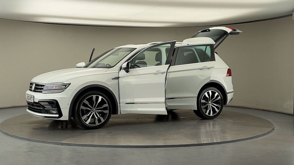 More views of Volkswagen Tiguan