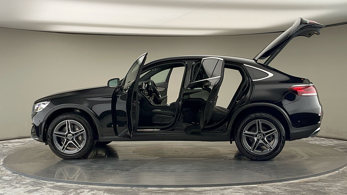 More views of Mercedes-Benz GLC