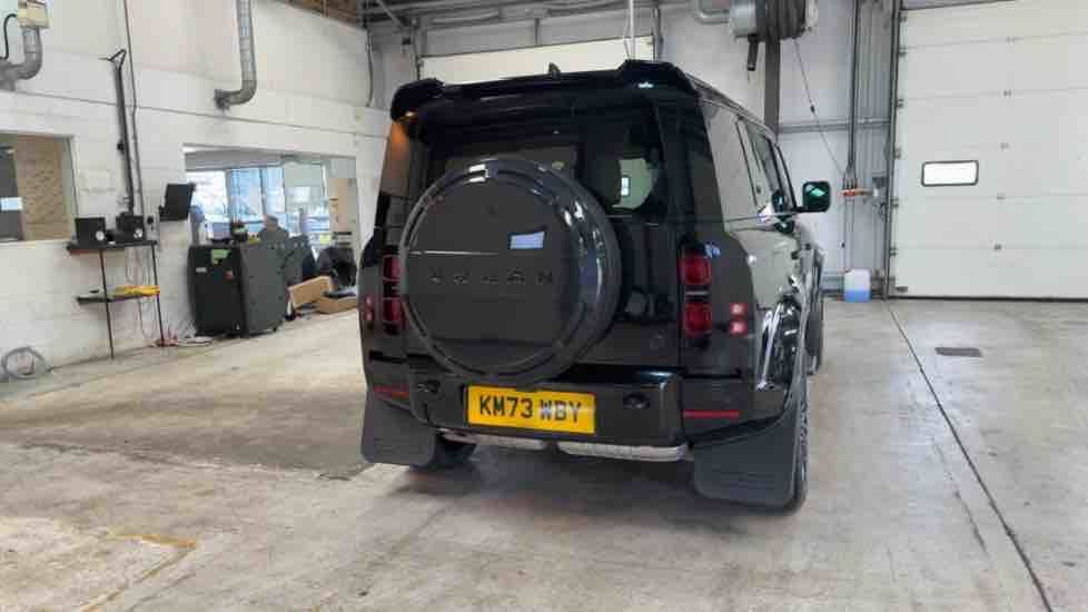 More views of Land Rover Defender 110