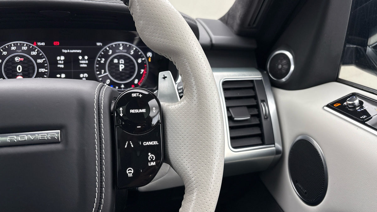 Land Rover Range Rover Sport Image 14