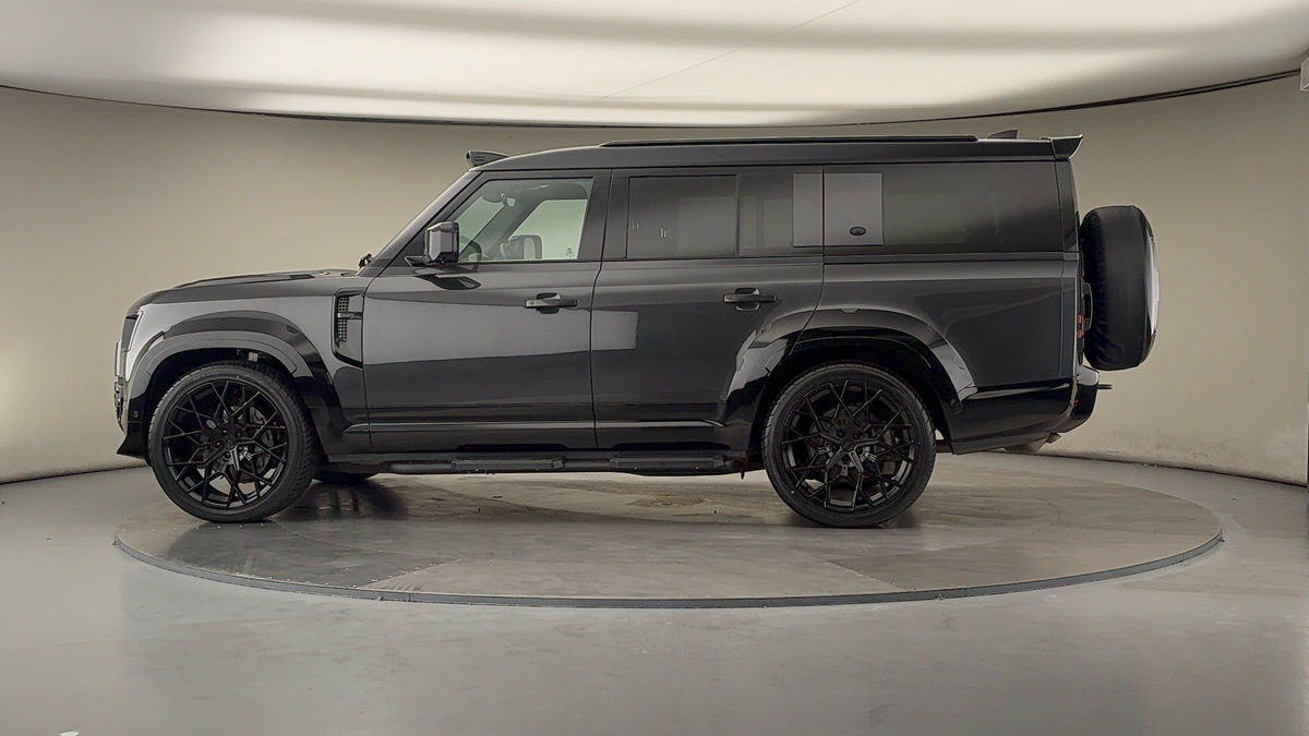 More views of Land Rover Defender 130