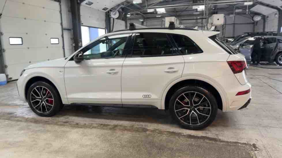 More views of Audi Q5