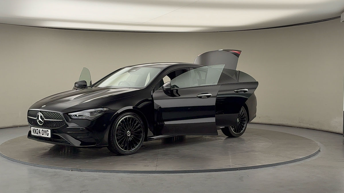 Mercedes-Benz CLA Image 22