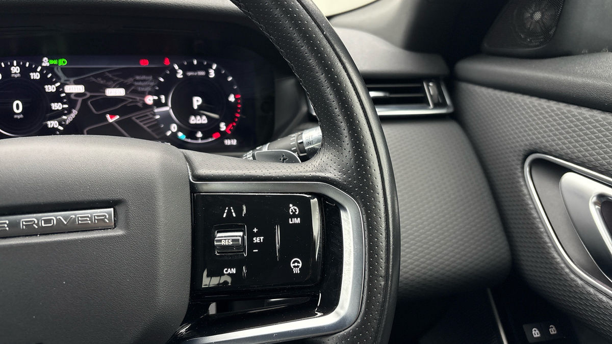 Land Rover Range Rover Velar Image 14