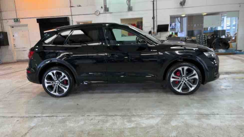 More views of Audi Q5