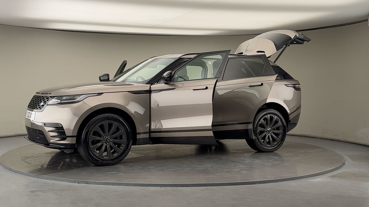 More views of Land Rover Range Rover Velar