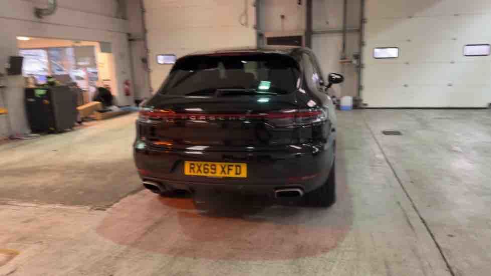 More views of Porsche Macan