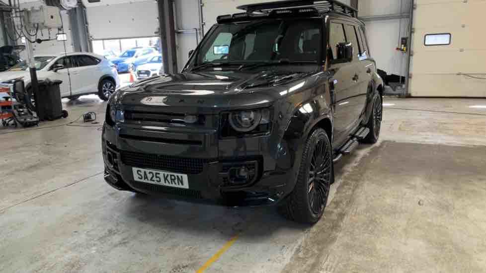 More views of Land Rover Defender 110