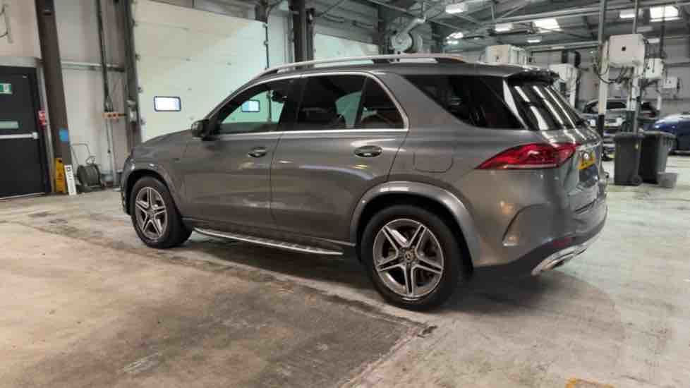 More views of Mercedes-Benz GLE
