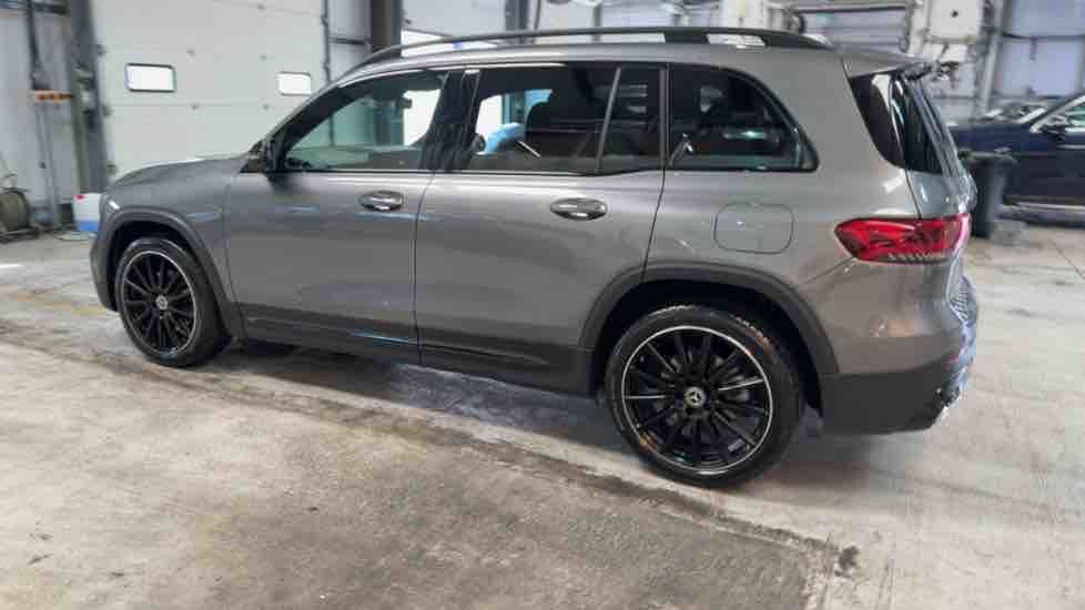 More views of Mercedes-Benz GLB