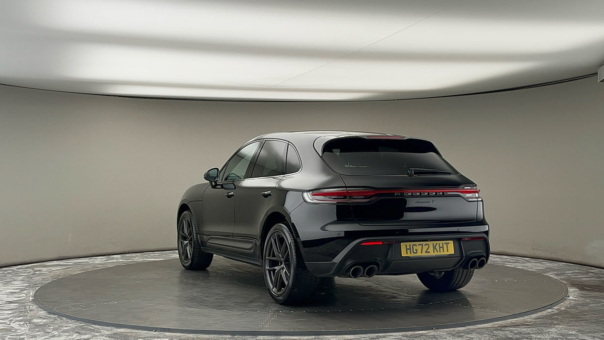 More views of Porsche Macan
