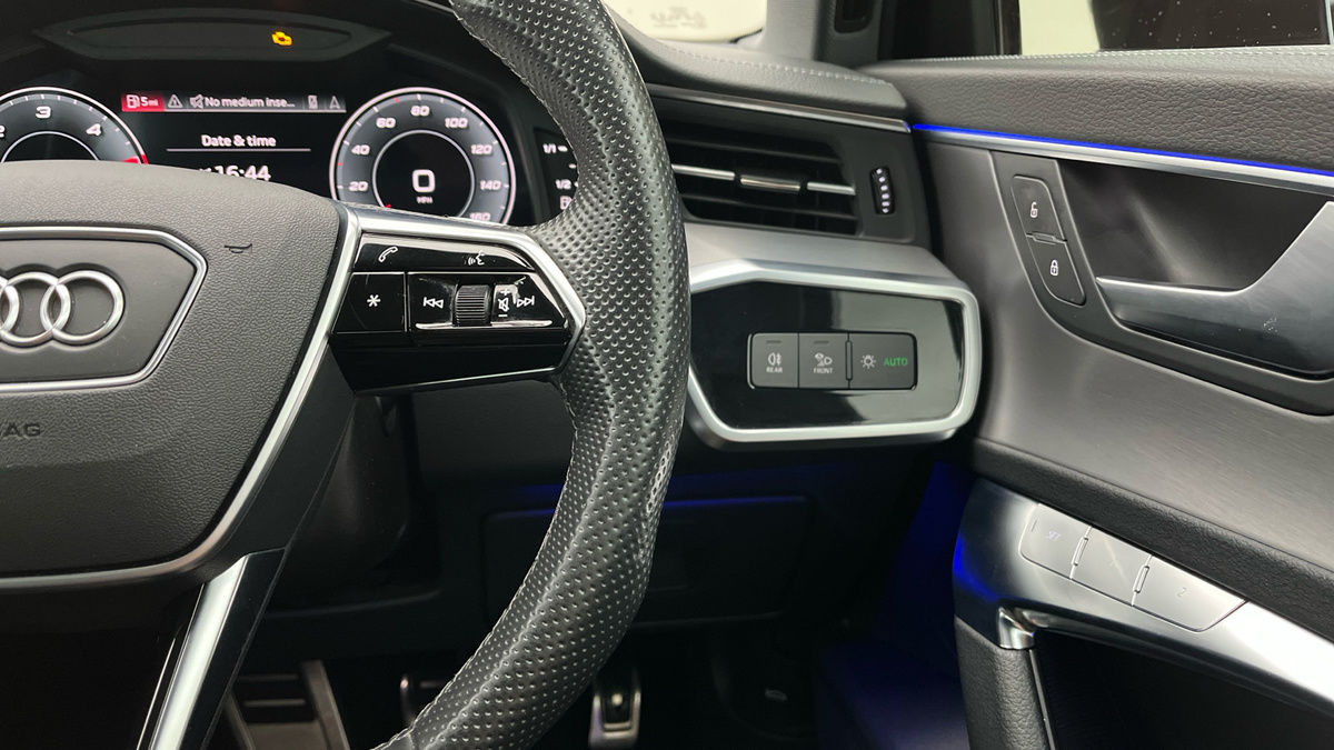 Audi A6 Saloon Image 14