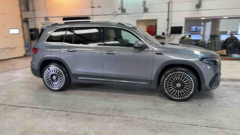More views of Mercedes-Benz EQB