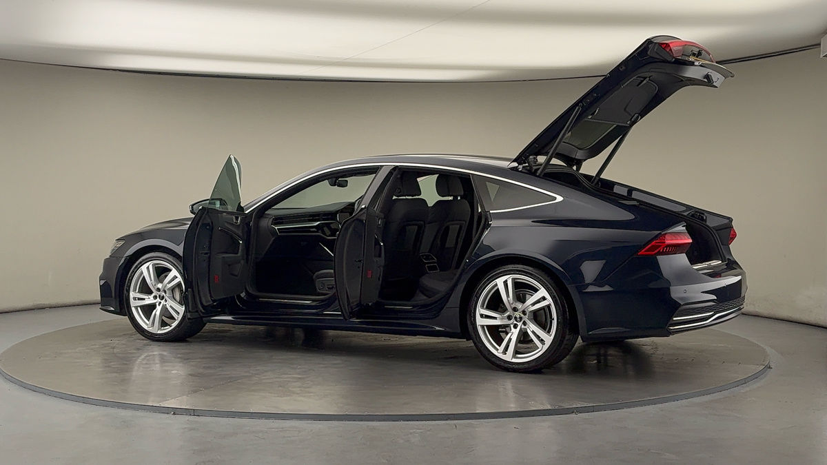 More views of Audi A7
