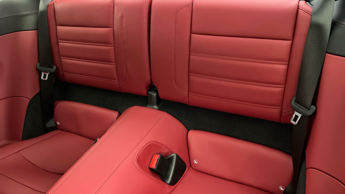 Porsche 911 Image 8