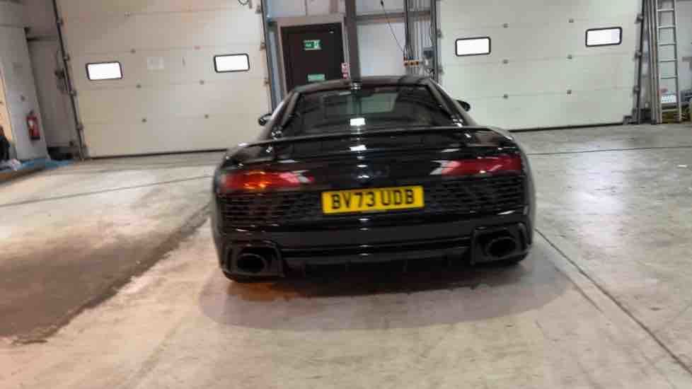 More views of Audi R8