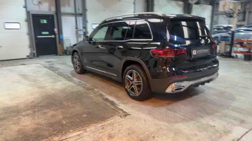 More views of Mercedes-Benz GLB
