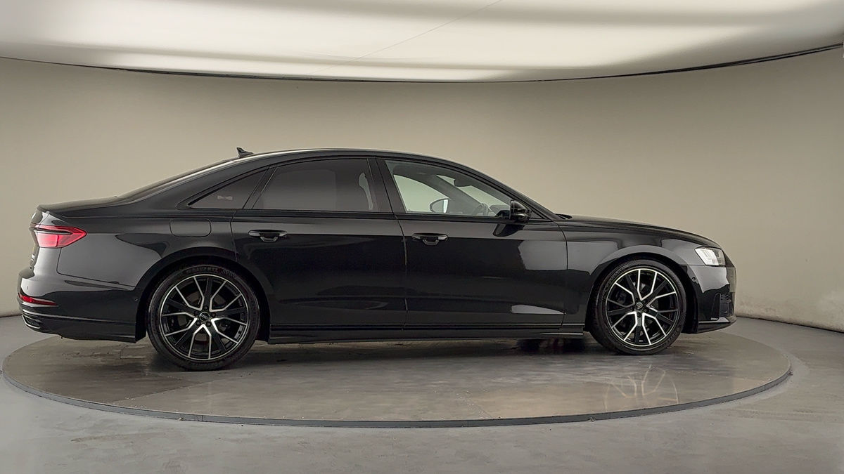 More views of Audi A8