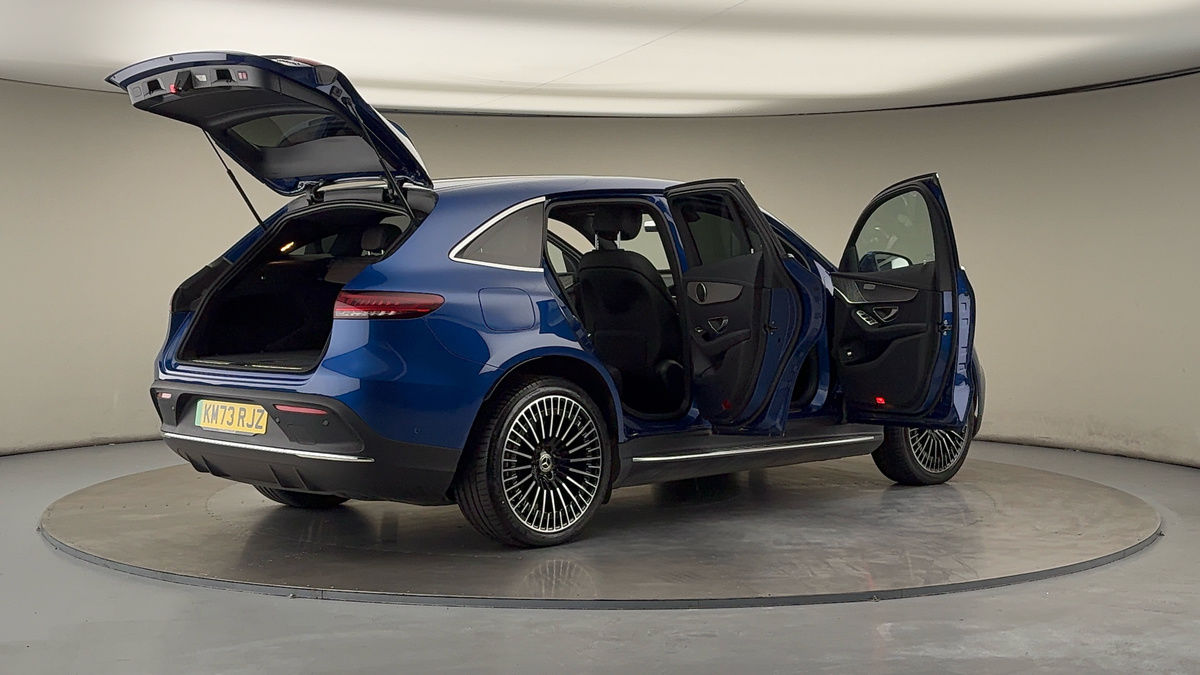 More views of Mercedes-Benz EQC