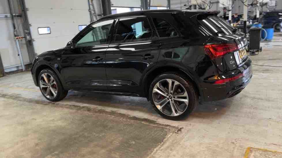 More views of Audi Q5